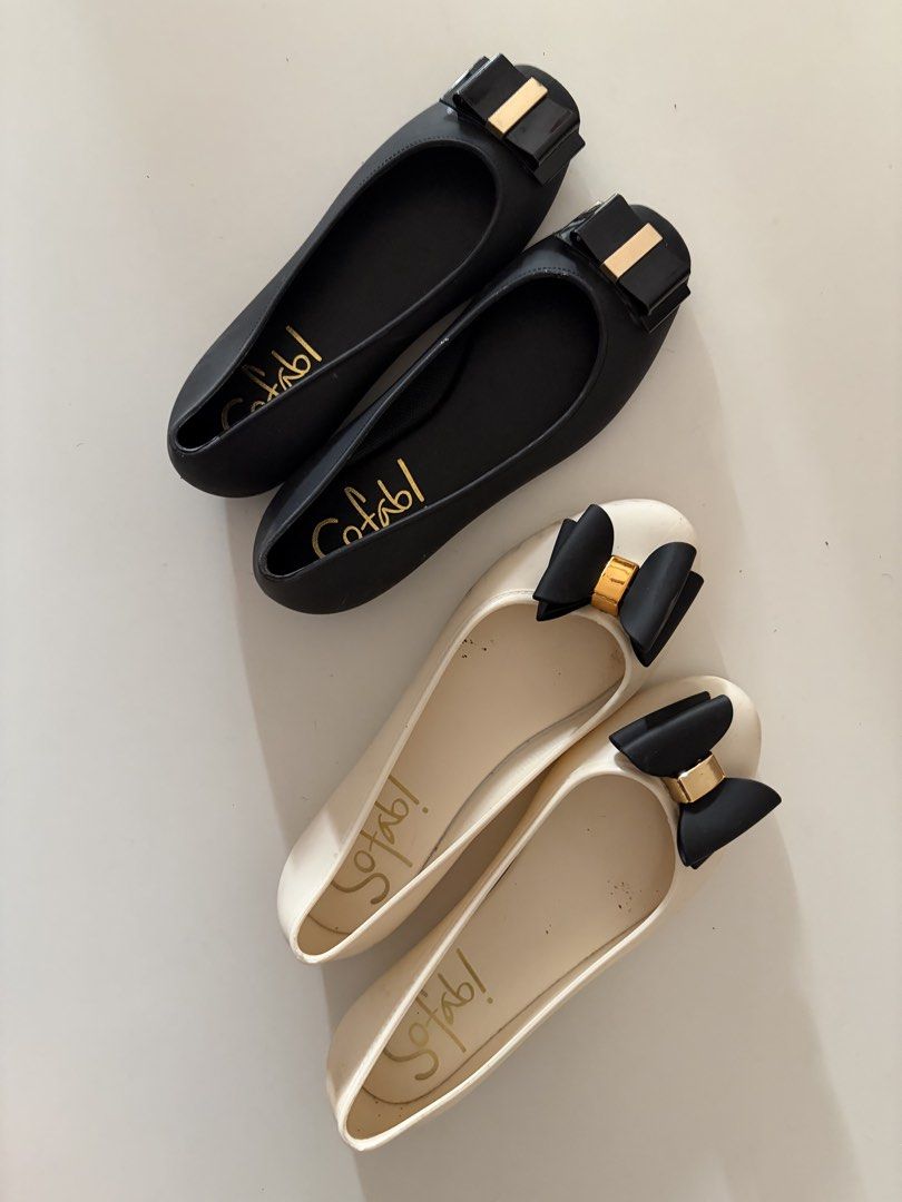 So fab shoes size 8 (2pcs) (Category: Flats & Sandals) located in Quezon City. Submitted by becca.bu (Listing ID 1469752827, Image 3). Description: Get 2 for 800 Rfs: hindi po kasya sa pinag bigyan. Once lang po nagamit. .