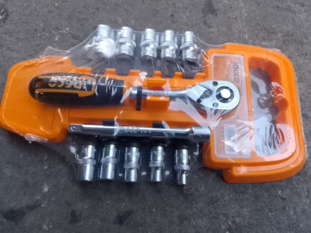 Socket wrench set Size: 1/4" (Category: Everything Else Others) located in Manila. Submitted by joeyroque09 (Listing ID 1469583950, Image 2). Description: Socket wrench set Size: 1/4".