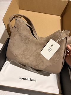 (Category: ) located in . Submitted by nrzh.preloved (Listing ID 1469667384, Image 1). Description: .