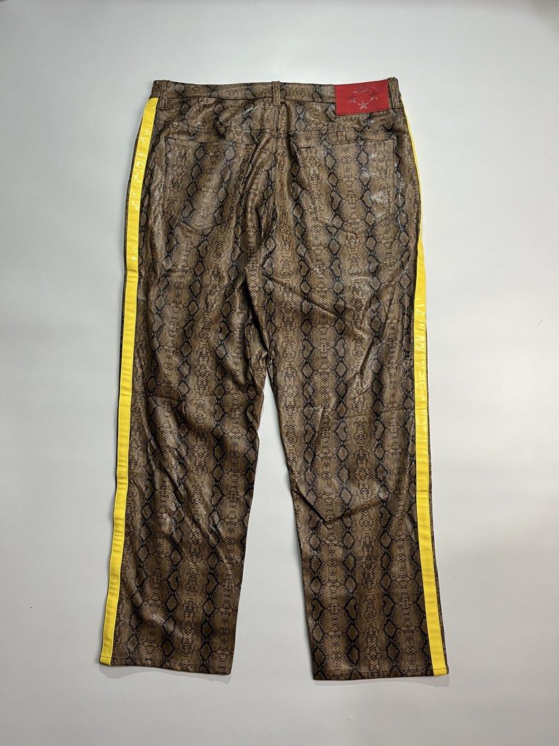 Sp5der Snake Skin Pants (Category: Jeans) located in Iloilo. Submitted by kahit.ano.na.lang (Listing ID 1469735826, Image 2). Description: Waistline: 32 Length: 40 .
