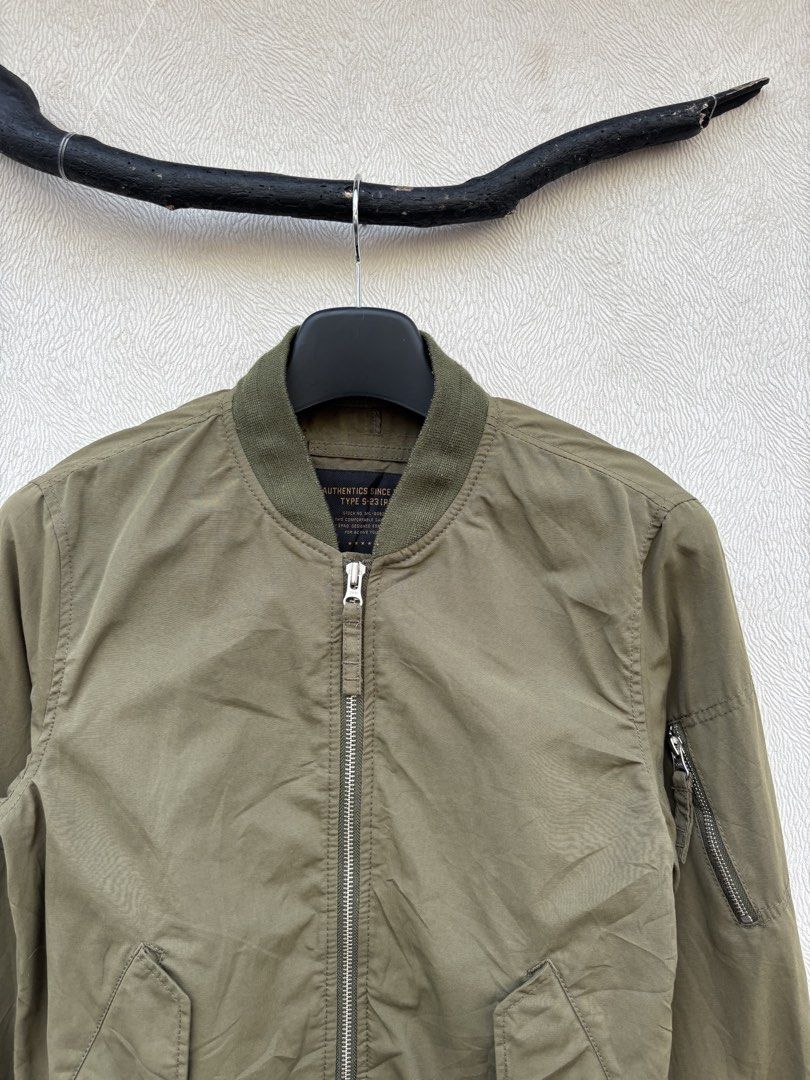 Spao Military Jacket (Category: Coats, Jackets and Outerwear) located in Baybay. Submitted by thrift.ed2023 (Listing ID 1469625540, Image 2). Description: Spao Military Jacket Small 19x24 No Issue Need Wash Good as New .