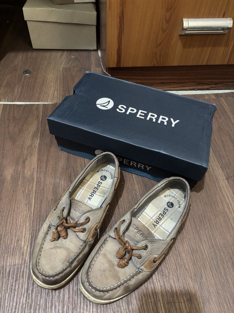 Sperry Memory Foam Boat Shoes Grey Brown (Category: Casual Shoes) located in Manila. Submitted by elyxbns (Listing ID 1469618623, Image 2). Description: - Brand: Sperry - Color: Grey and brown - Material: Leather and canvas panels with brown leather laces - Comfort: Plaid print memory foam insoles - Inclusions: Comes with original Sperry shoe box - Condition: Excellent / Well-maintained.