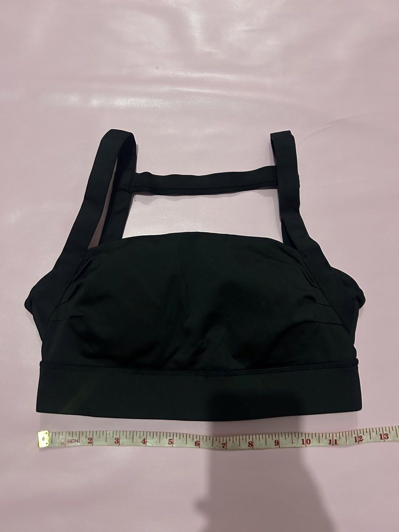 Sports Bra (Category: Activewear) located in Manila. Submitted by chen_clybelles (Listing ID 1469728631, Image 2). Description: Padded s to M.