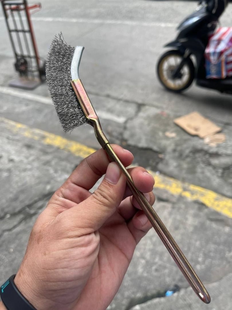 Stainless Wire Brush (Category: Everything Else Others) located in Manila. Submitted by 09171479278_elsie. (Listing ID 1469599939, Image 3). Description: Stainless Wire Brush.