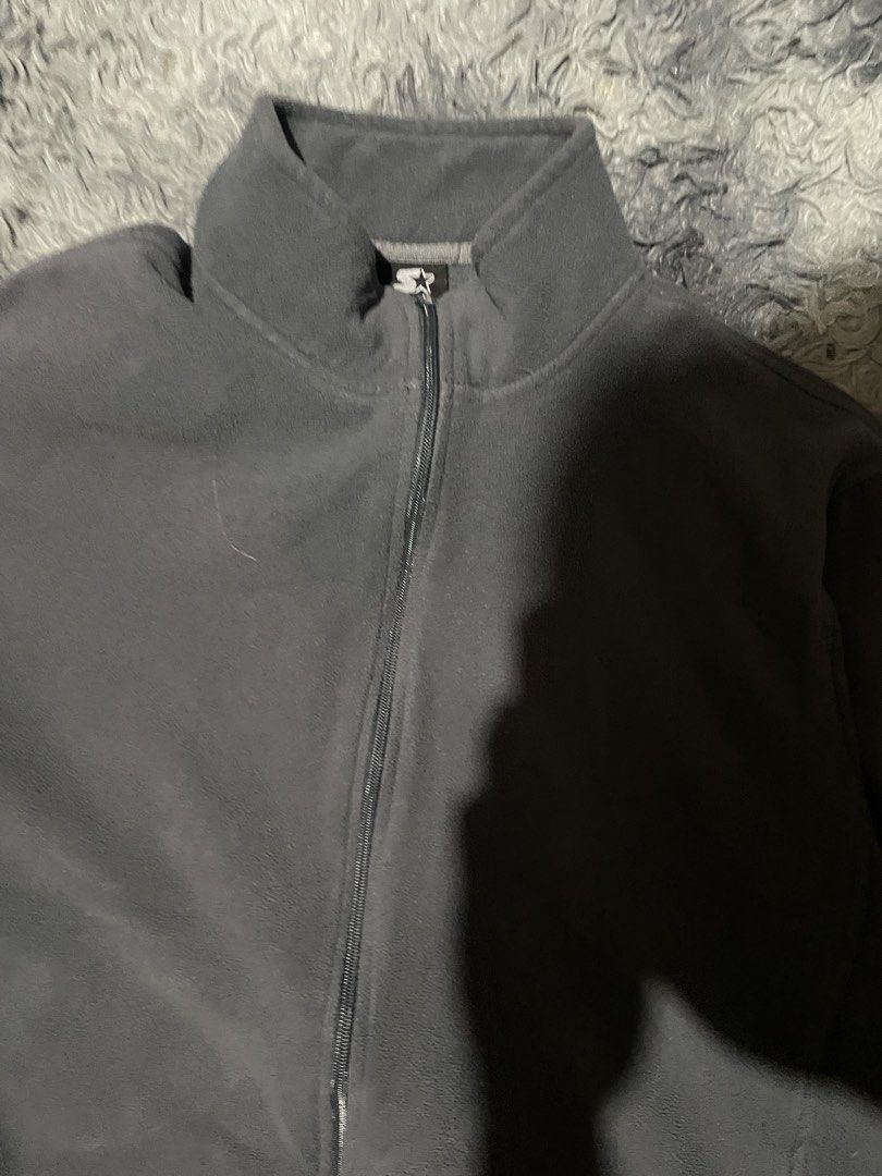 Starter Fleece (Category: Coats, Jackets and Outerwear) located in Mandaluyong City. Submitted by _yuujjj (Listing ID 1469693190, Image 2). Description: STARTER WINDBREAKER FLEECE SIZE – XL LENGTH – 23 WIDTH – 28 PRICE: 350.