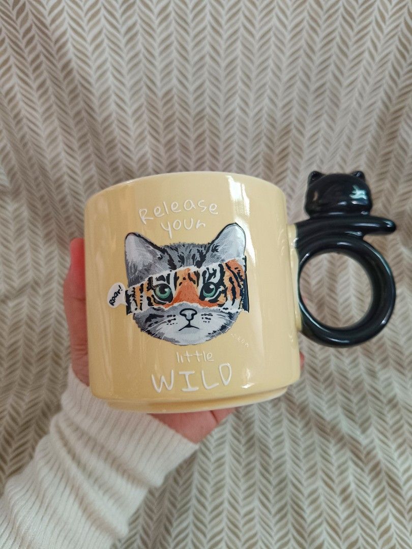 Statement Cute Ceramic Mug (Category: Coffee & Tea Tableware) located in Davao. Submitted by khyyoczon (Listing ID 1469642168, Image 1). Description: 📍Obrero, Davao City UV DTF sticker (waterproof and sun-resistant) 📌 PLEASE READ BEFORE MINING • Delivery via Maxim or preferred courier; the buyer shoulders the fee. • Pick-up details will be discussed via PM. • Actual colors may vary due to lighting and screen settings. • Minor imperfections ( do