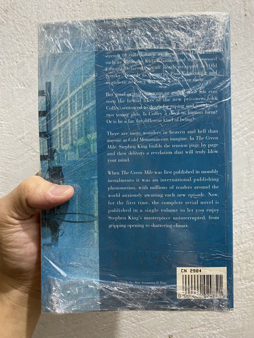 Stephen King The Green Mile Book (Category: Storybooks) located in Manila. Submitted by alsytan (Listing ID 1469682618, Image 3). Description: Preloved.
