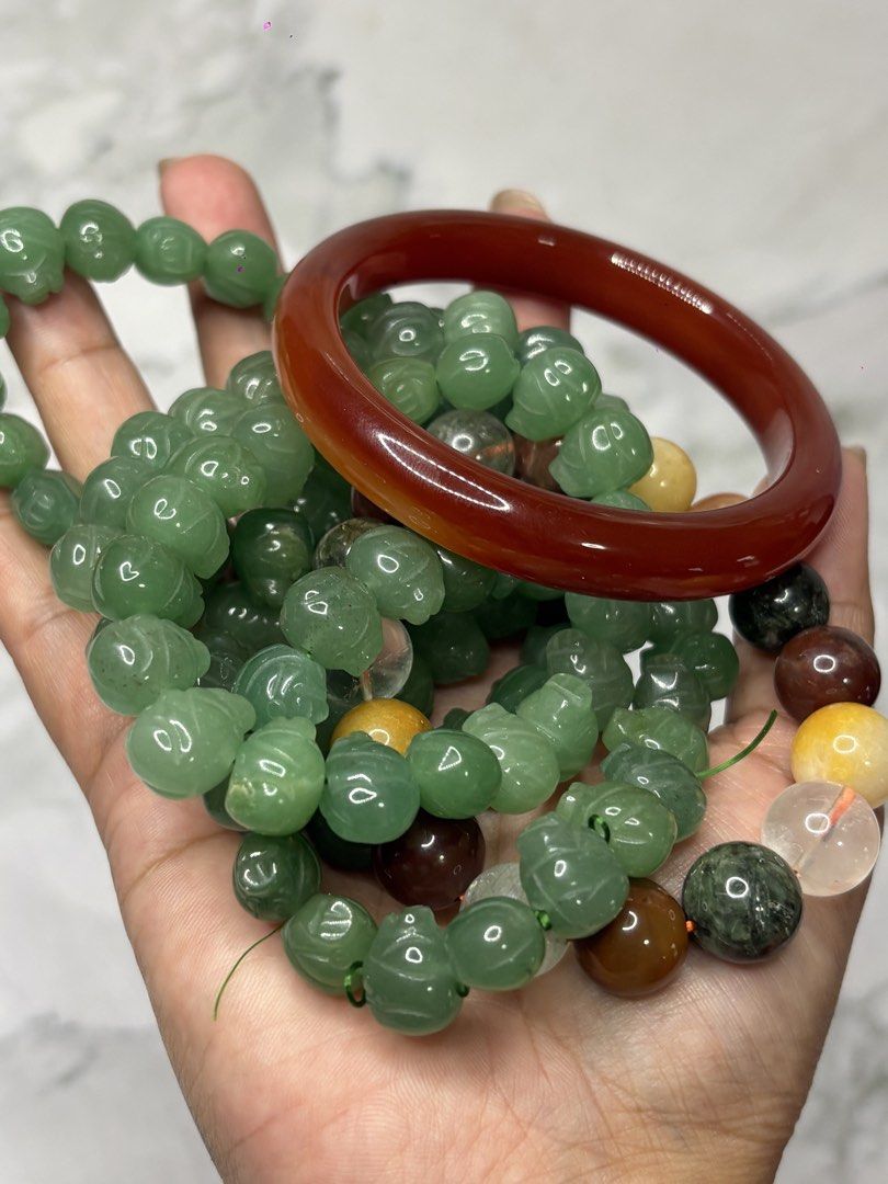 Stone bracelet set (Category: Jewelry) located in Baguio. Submitted by donaline25 (Listing ID 1469658376, Image 3). Description: .