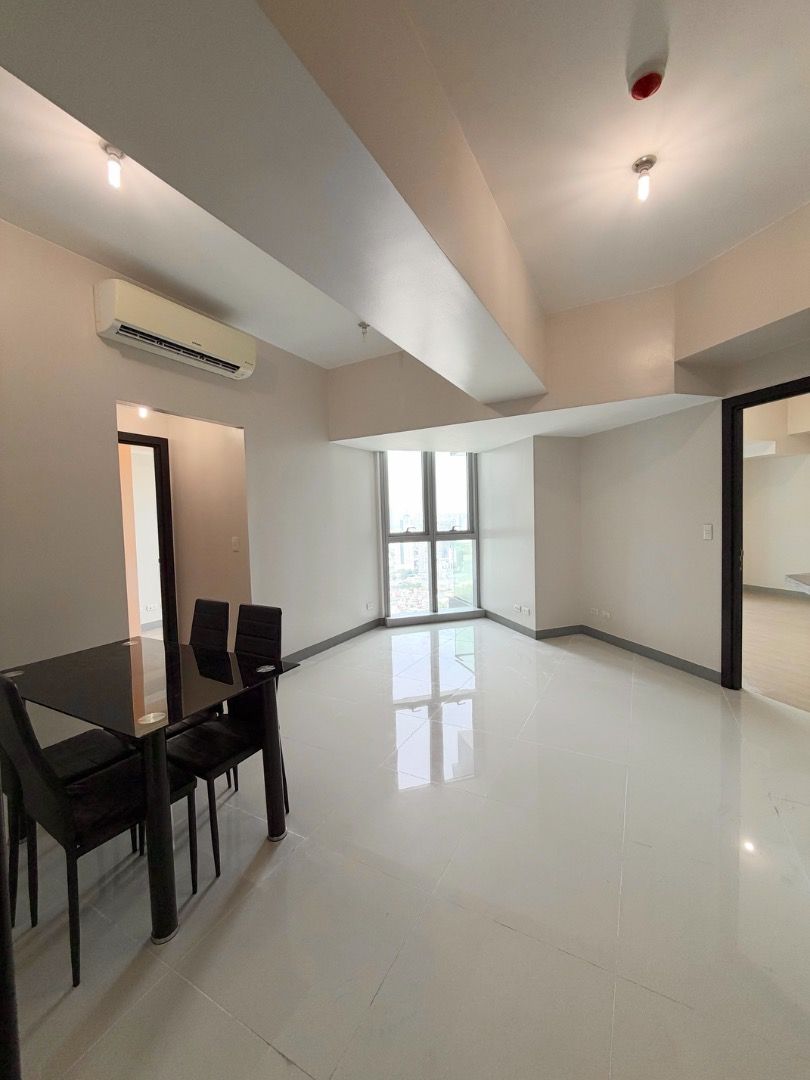 STRONGEST OFFER IN BGC - 2BR WITH BALCONY (Category: Apartments & Condos) located in Taguig. Submitted by dacanayglad29 (Listing ID 1469616598, Image 3). Description: 📣Your Own Space in BGC Without the Heavy Cash Out 💯 💫 Stop paying rent for someone else’s property 👀 Start investing in your own future with this beautiful 2BR Rent-to-Own condo in BGC ✨ ~ UPTOWN PARKSUITES TOWER 2 located in Uptown BGC ACTUAL UNIT POSTED - 2BR WITH BALCONY 80SQ