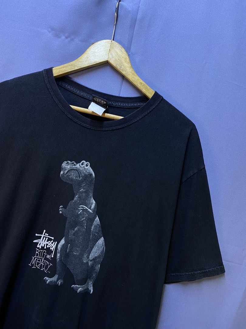STÜSSY “BIG & MEATY PIGMENT” TEE (Category: Tshirts & Polo Shirts ) located in Makati City. Submitted by drip.poww (Listing ID 1469736485, Image 2). Description: - Authentic stussy - Color: Black - Size: Large - Dimes: 22x29 - Authentic - Excellent condition - Need wash, fresh from bale - Material: 100% Cotton Please don’t expect too much—these are thrifted (ukay) items. 😊 !!STILL NEGOTIABLE!!.