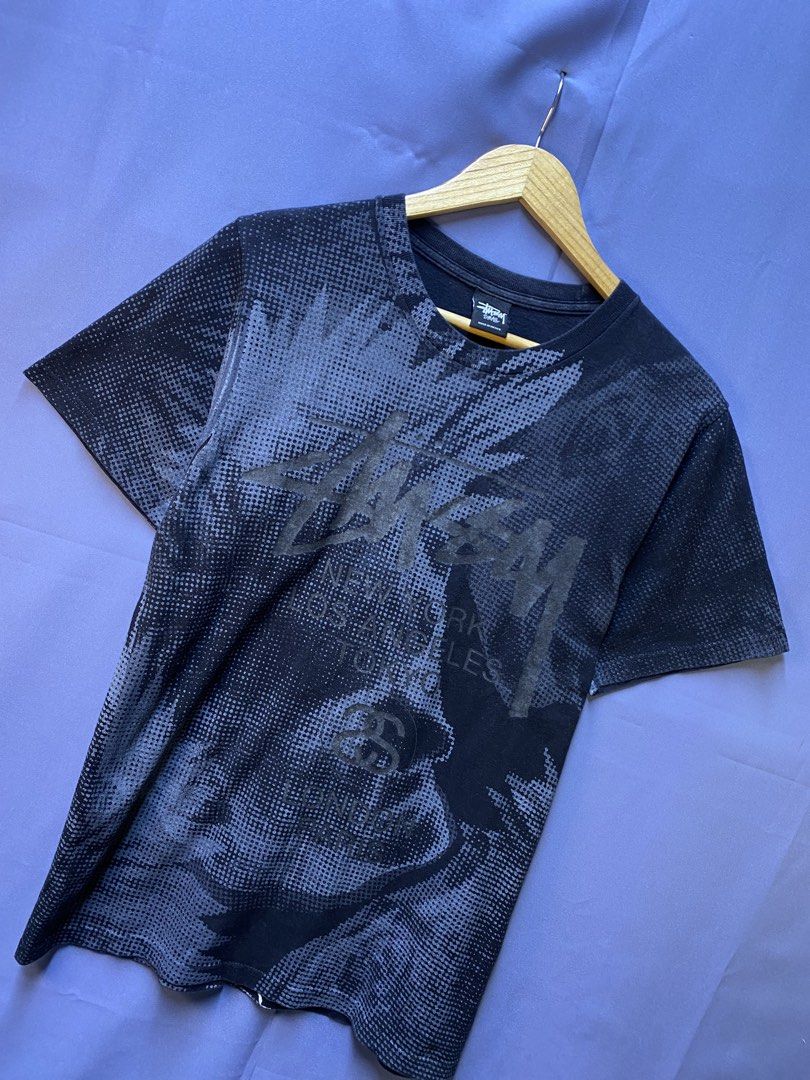 STUSSY AOP WORLD TOUR (Category: Vests) located in Makati City. Submitted by drip.poww (Listing ID 1469735575, Image 3). Description: - Authentic Stussy - Size: Small - Dimes: 20x26 - Authentic - Excellent condition - Need wash, fresh from bale - Material: 100% Cotton Please don’t expect too much—these are thrifted (ukay) items. 😊 !!STILL NEGOTIABLE!!.