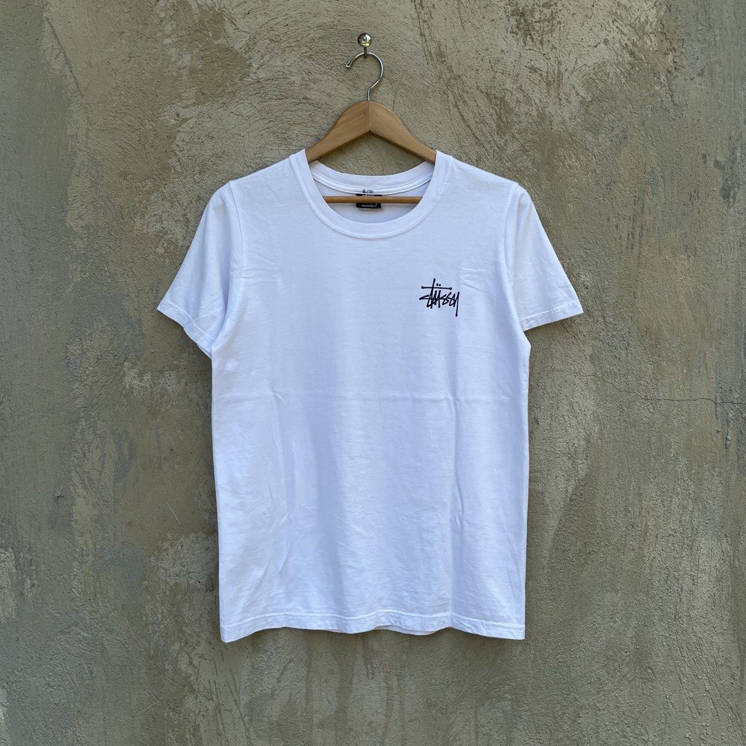 Stussy Basic Logo White Tee Size Small (Category: Activewear) located in Cebu City. Submitted by jaydeeace (Listing ID 1469698666, Image 2). Description: Stussy Basic Logo White Tee Small | 19 x 27 Excellent condition Needs wash only Dm if Interested 📩.