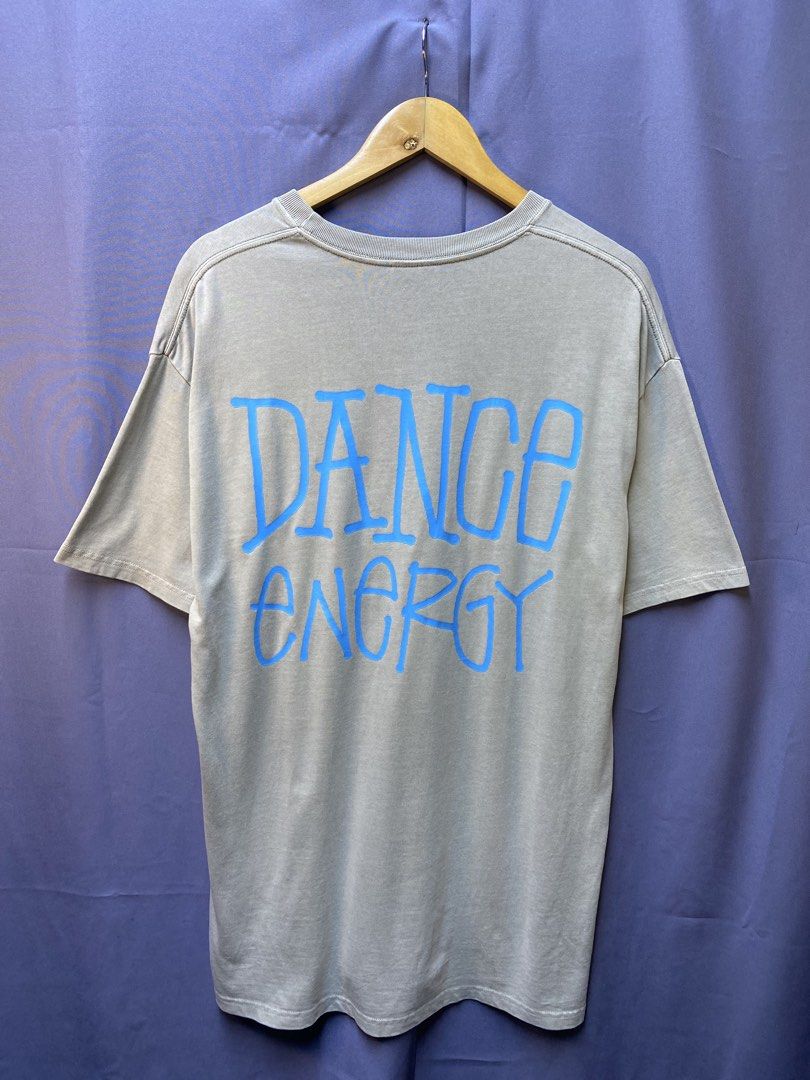 Stussy “Dance Energy” Tee (Category: Tshirts & Polo Shirts ) located in Makati City. Submitted by drip.poww (Listing ID 1469734208, Image 1). Description: - Authentic Stussy - Color: Gray - Size: Meduim - Dimes: 23x31 - Authentic - Excellent condition - Need wash, fresh from bale - Material: 100% Cotton Please don’t expect too much—these are thrifted (ukay) items. 😊 !!STILL NEGOTIABLE!!.