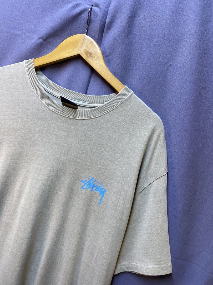 Stussy “Dance Energy” Tee (Category: Tshirts & Polo Shirts ) located in Makati City. Submitted by drip.poww (Listing ID 1469734208, Image 3). Description: - Authentic Stussy - Color: Gray - Size: Meduim - Dimes: 23x31 - Authentic - Excellent condition - Need wash, fresh from bale - Material: 100% Cotton Please don’t expect too much—these are thrifted (ukay) items. 😊 !!STILL NEGOTIABLE!!.