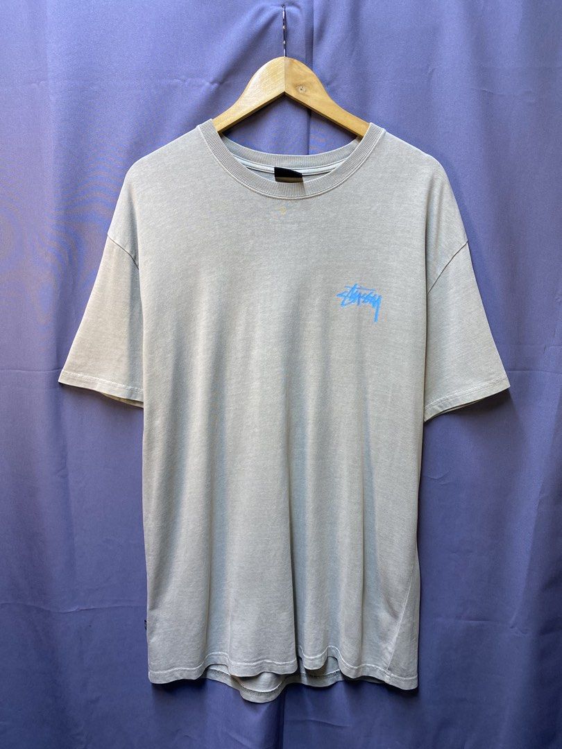 Stussy “Dance Energy” Tee (Category: Tshirts & Polo Shirts ) located in Makati City. Submitted by drip.poww (Listing ID 1469734208, Image 2). Description: - Authentic Stussy - Color: Gray - Size: Meduim - Dimes: 23x31 - Authentic - Excellent condition - Need wash, fresh from bale - Material: 100% Cotton Please don’t expect too much—these are thrifted (ukay) items. 😊 !!STILL NEGOTIABLE!!.