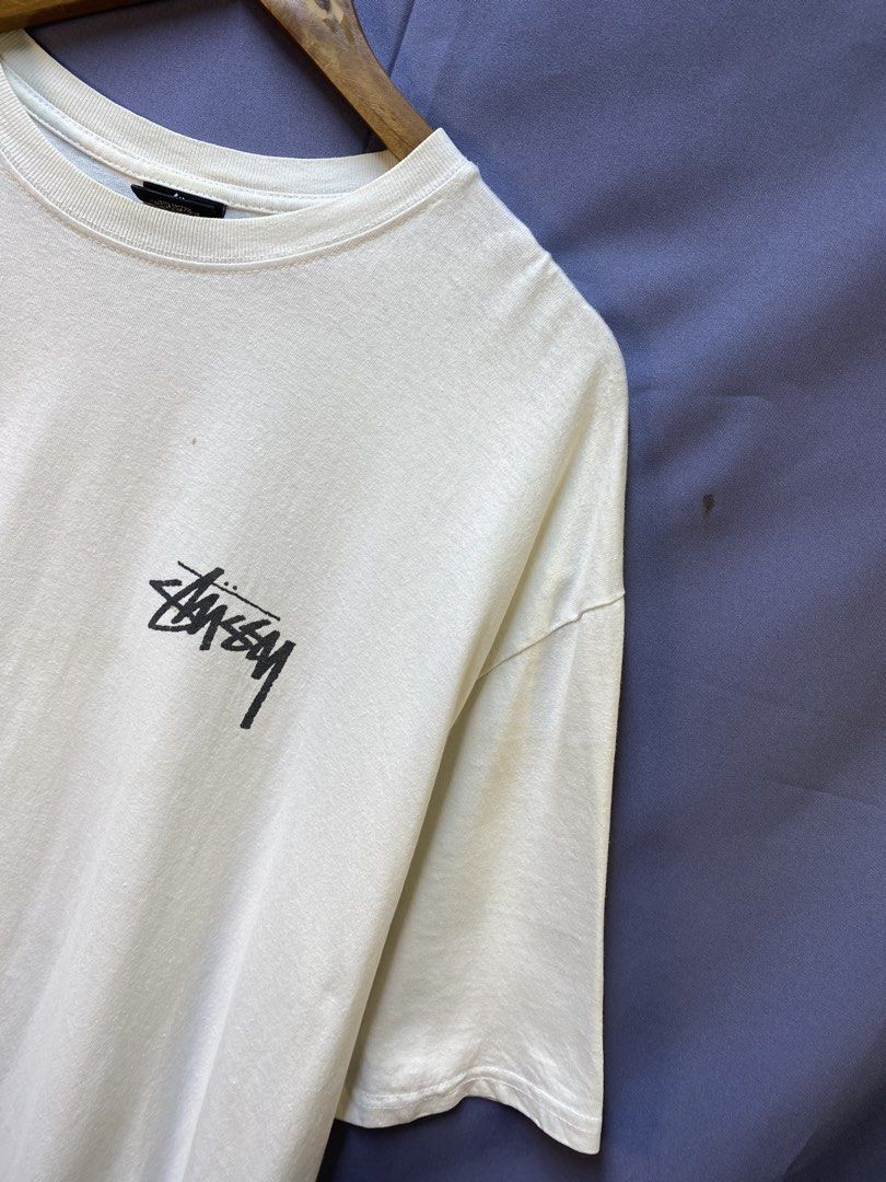 STUSSY “DICE” TEE (Category: Tshirts & Polo Shirts ) located in Makati City. Submitted by drip.poww (Listing ID 1469728438, Image 3). Description: - Authentic Stussy - Color: white - Size: XL - Dimes: 24x30 - Authentic - Excellent condition - Need wash, fresh from bale - Material: 100% Cotton Please don’t expect too much—these are thrifted (ukay) items. 😊 !!STILL NEGOTIABLE!!.