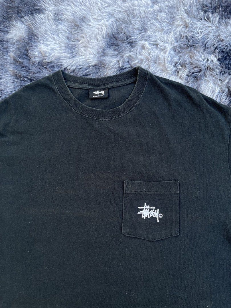 Stussy pocket tee (Category: Tshirts & Polo Shirts ) located in San Jacinto. Submitted by clothcartelph (Listing ID 1469661849, Image 1). Description: Size: small Dimes: 21/29 Width: 21 Length: 29 Issue: non Condition: as new Color rate: 9.2/10.