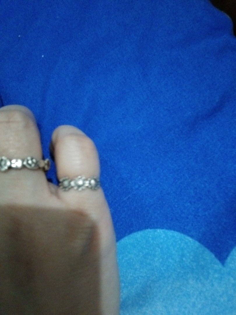 Sunflower ring size 7 (Category: Rings) located in Quezon City. Submitted by eidorableshop (Listing ID 1469699185, Image 1). Description: .