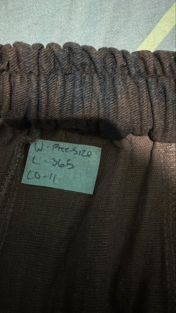 Super Baggy Pants (Category: Trousers) located in Lipa City. Submitted by scrap.threads (Listing ID 1469728663, Image 3). Description: Item: Super Baggy Pants Price: 350 Dimes: Width - free size Length - 36.5 Hem - 11 Issue: none Lipa City Ship via J&T (Shouldered by buyer) Payment via Gcash ***Notice*** Color may vary due to lighting. Payment first. Item/s are thrifted or used condition unless stated otherwise. Please manage your expectation..