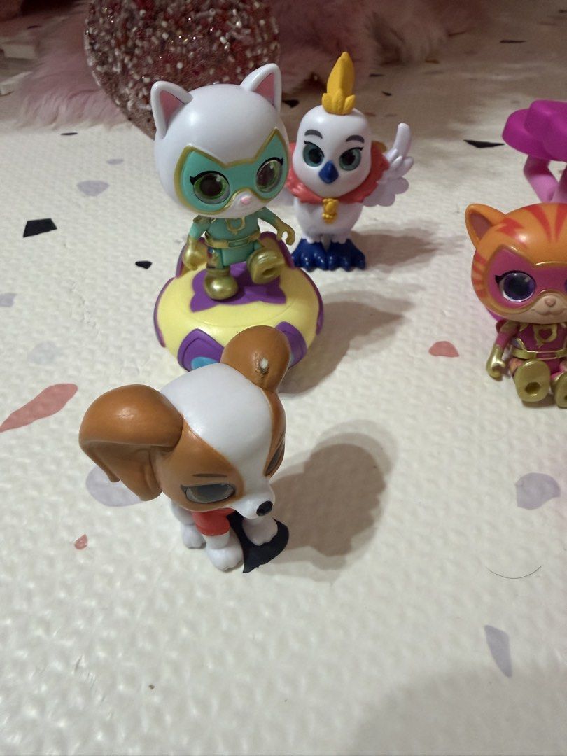 Super Kitties Toy Rare 14 pc Set (Category: Kids Toys) located in Marikina City. Submitted by bg22.23 (Listing ID 1469757511, Image 3). Description: **missing: -dumbbell •14 pcs now. Not available in the PH..