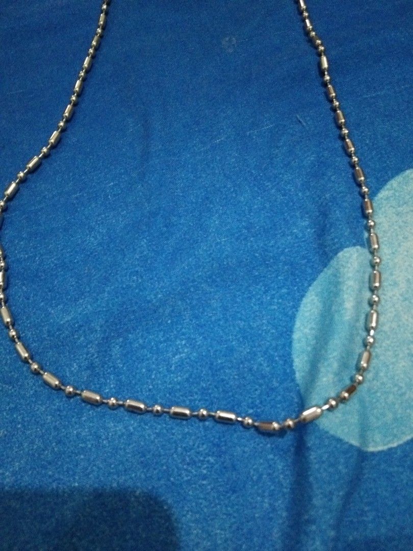 Super thick necklace non tarnish (Category: Necklaces) located in Quezon City. Submitted by eidorableshop (Listing ID 1469708244, Image 2). Description: .