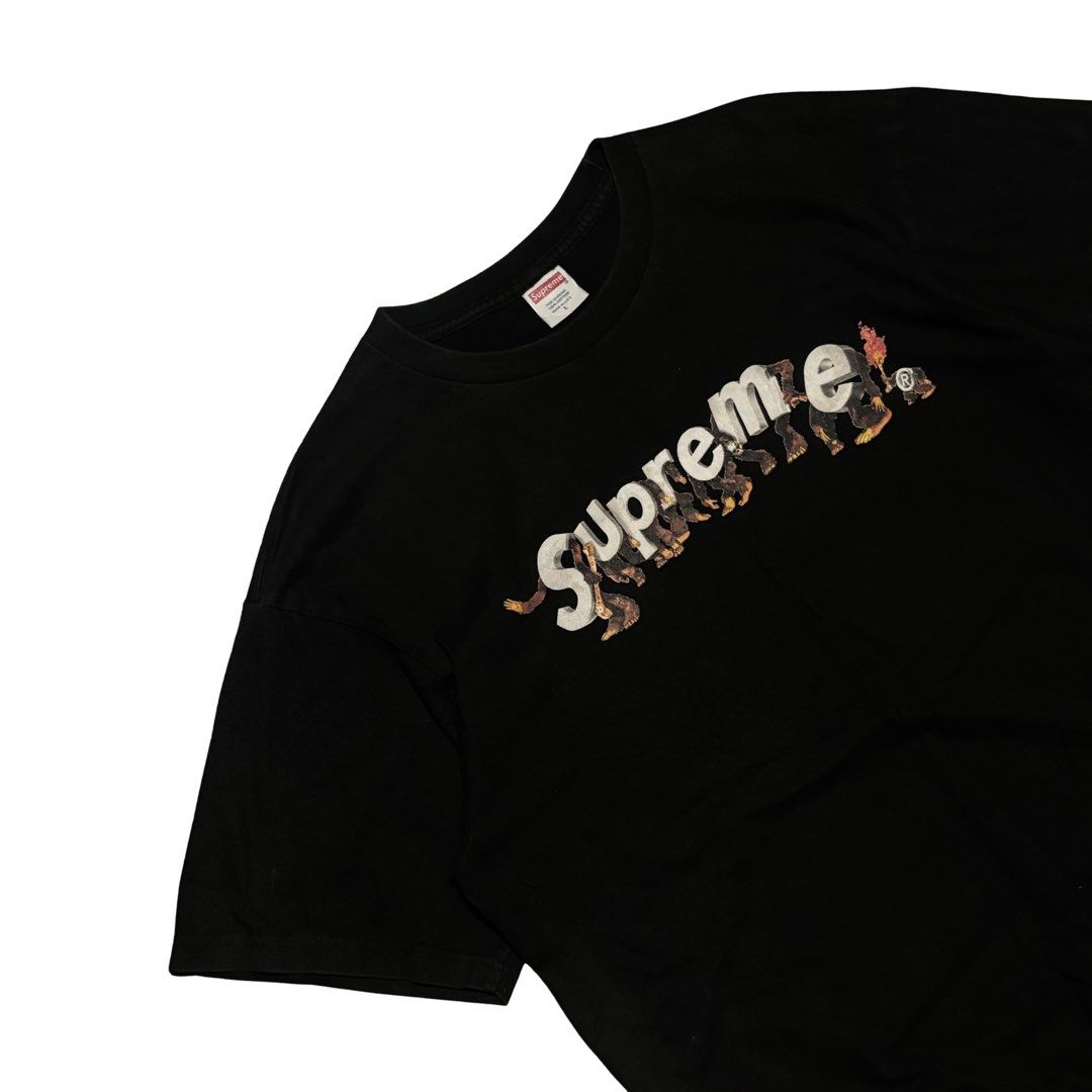 Supreme Apes Tee (Category: Tshirts & Polo Shirts ) located in Quezon City. Submitted by thriftg00dies (Listing ID 1469596765, Image 2). Description: Dimes: 22.5x28 Fits: L to XL Color rate: 8/10 Condition: 8/10 Sunfade .