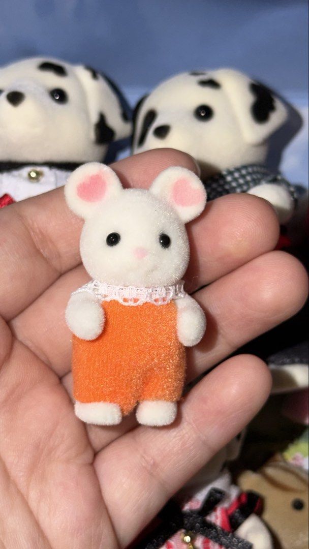 Sylvanian Families Marshmallow Mouse Toddler (Category: Figurines & Statues) located in Santa Rosa. Submitted by tomie_sells (Listing ID 1469751464, Image 1). Description: ⋅˚₊‧ ୨ wts lfb ୧ ‧₊˚ ⋅ sylvanian families ph ㅤᵕ̈♡☁︎⋆｡˚ Marshmallow mouse toddler 𓂃⋆.˚ — ₱350 — onhand — mint condi dm or comment to claim ! ⋆˚꩜｡𐔌՞. .՞𐦯⋆. 𐙚 ˚ ࣪ ˖ 𖦹°⋆ for proofs/reviews, you can visit my carousell acc: https://carousell.app.link/JdjdXq6fj7b ༘⋆📼˚ ༘ ೀ⋆｡˚ mop