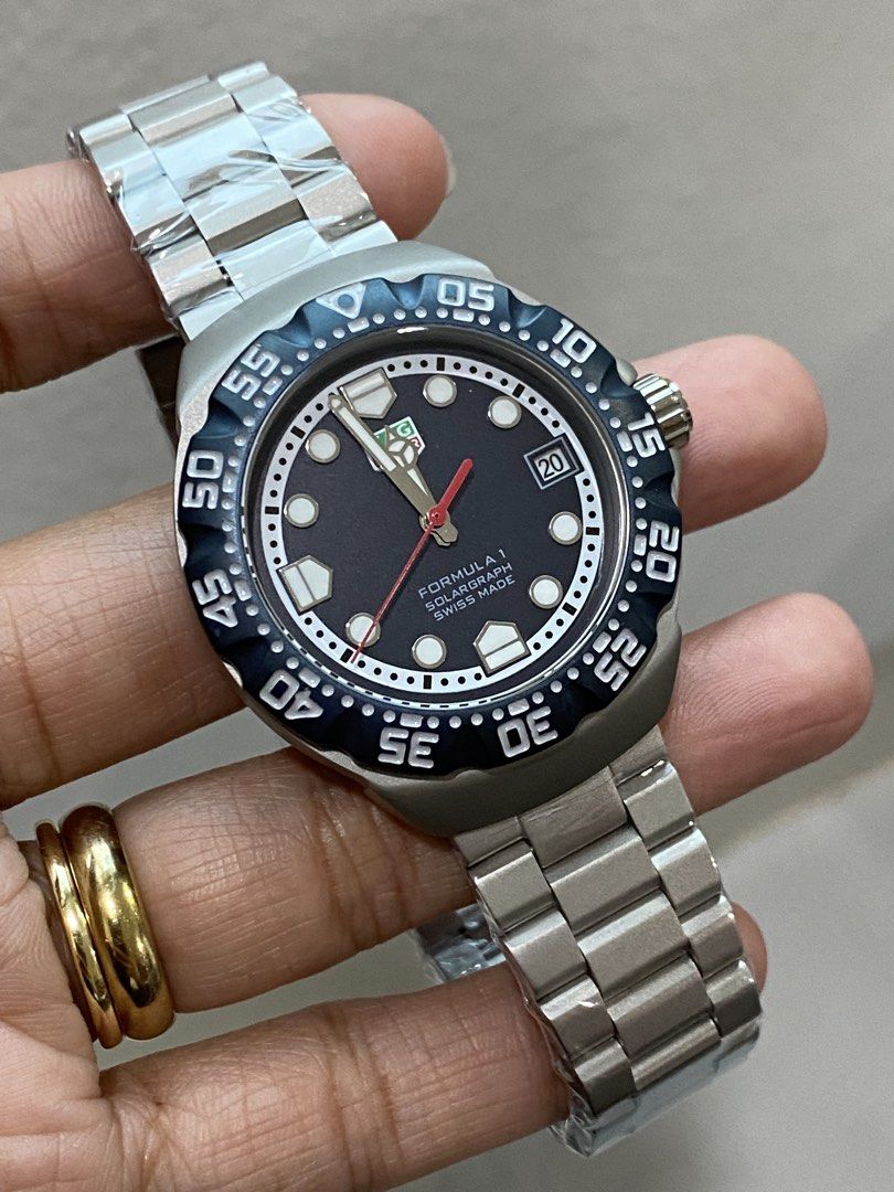 Ta.G-H Solargraph 38mm Automatic movement (Category: Men's Watches) located in San Juan City. Submitted by loveswatches22 (Listing ID 1469599151, Image 2). Description: Onhand Steel Titanium Ceramic Bezel Automatic movement With Complete inclusion .
