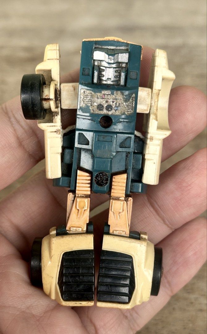 Tailgate - Transformers G1 Mini Figure (Category: Action & Battle Toys) located in Mandaluyong City. Submitted by collectorsobsessions (Listing ID 1469646667, Image 2). Description: Tailgate - Transformers G1 Mini Figure - Figure not Mint but still in Good condition. - Arms and legs are semi-tight. - Missing/chipped one wheel in the front. - With some dirt and staining due to age. - No hologram sticker on hood. - Comes as is, what you see is what