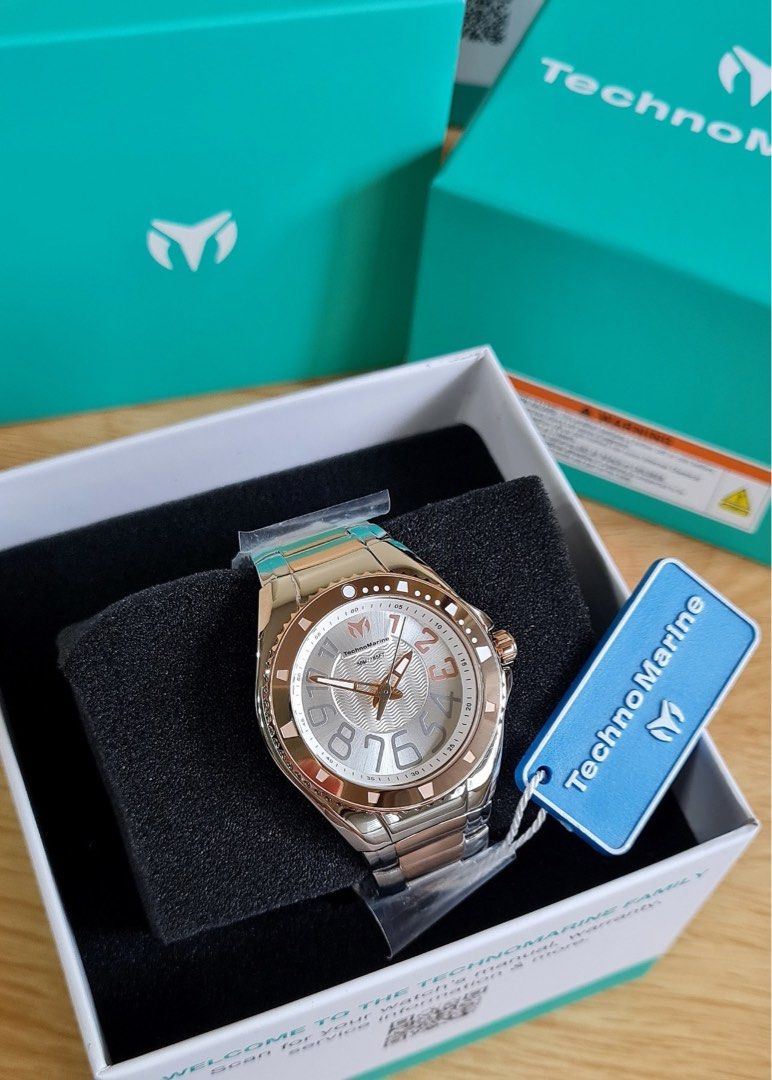 Technomarine Lusso Mare (Category: Luxury Watches) located in Quezon City. Submitted by mode.manila (Listing ID 1469594705, Image 2). Description: Big sale! 100% cheaper than mall prices 💯 Technomarine Lusso Mare Details: 38mm Rose Gold Two Tone Model TM-226009 Brand new States bought 📌 INCLUDES: U.S. PACKAGE - box, manual, watch certificate Sale Price: ₱8,500 Free delivery within MM, same day delivery available .