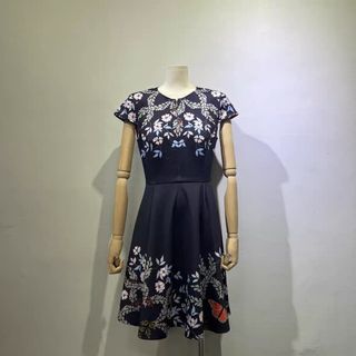 （分類：）位於 。 由 essential_vital_agents 提交（商品編號 1469709507，圖片 1）。簡介： 。