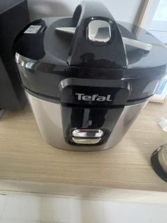Tefal Rice Cooker, mistral Oven , Mayer air fryer and Iona yuanyang pot ...