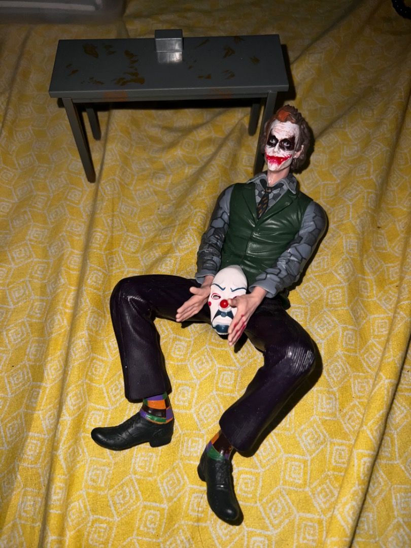 The Joker Dark Knight action figure with clown mask, Toys ...