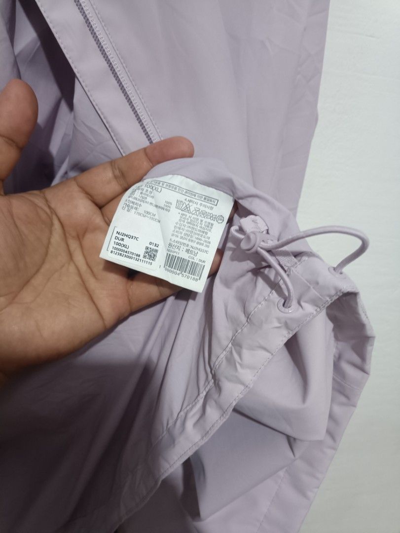 THE NORTH FACE HYVENT (Category: Coats, Jackets and Outerwear) located in Calbayog City. Submitted by tetoysthrift89 (Listing ID 1469633446, Image 3). Description: THE NORTH FACE HYVENT EXCELLENT TO NEW CONDITION SIZE 100 DIMES 22X28 CR 10/10 NO ISSUE UKAY SOURCE.