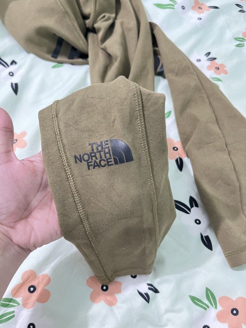 The north face Leggings (Category: Other Bottoms) located in Bacoor. Submitted by chrstnsnjs (Listing ID 1469674957, Image 3). Description: The North face Leggings Authentic Size S on tag 9/10 condition 550 +sf .