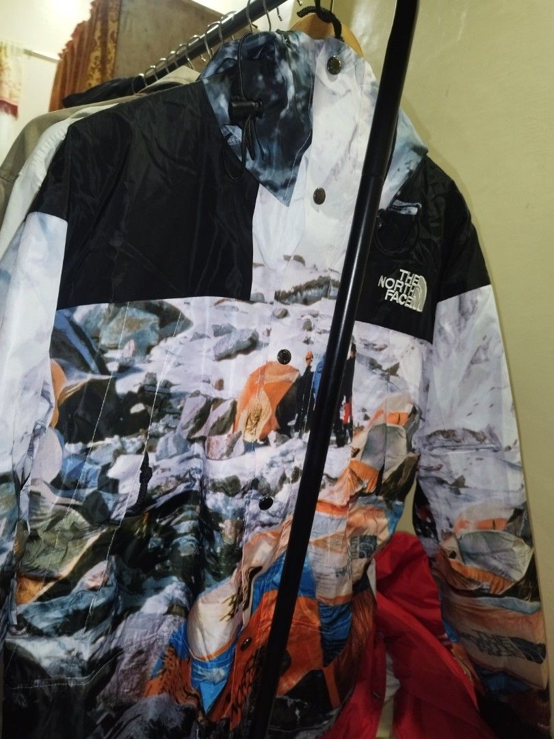 The North Face Mountain Jacket Print DryVent (Category: Coats, Jackets and Outerwear) located in Tuguegarao City. Submitted by ZeevLim (Listing ID 1469685801, Image 2). Description: - The North Face mountain jacket with an eye-catching photo print design - Features waterproof and breathable DryVent technology to keep you dry - Equipped with durable YKK Vislon zippers and a full zip front with snap button storm flap - Adjustable hood and Velcro cu