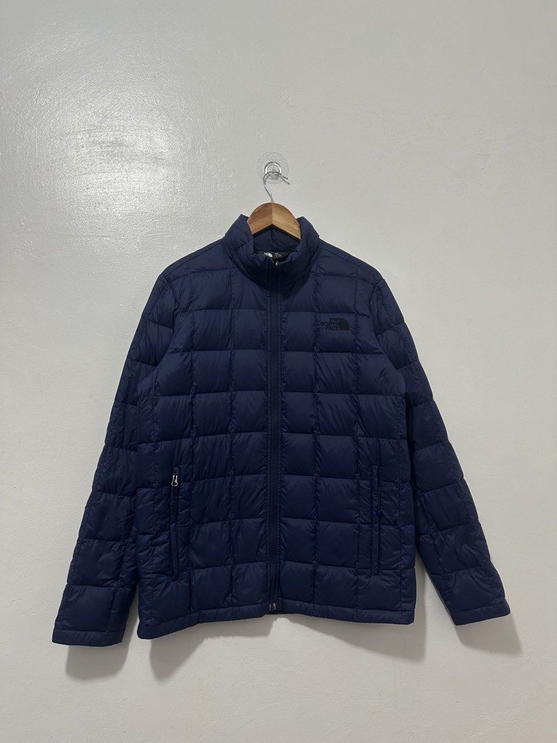 The North Face Navy Blue Down Puffer Jacket Men Large (Category: Coats, Jackets and Outerwear) located in Balanga. Submitted by winterlab_ph (Listing ID 1469652962, Image 3). Description: C061 W 21.5 L 28 Sh 17.5 Sl 25.5.