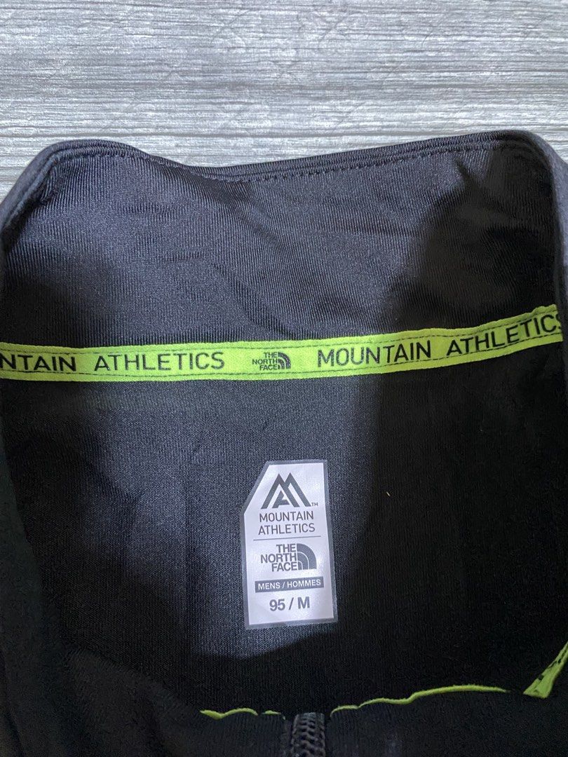 The Northface - Mountain Athletics - Jacket (Category: Coats, Jackets and Outerwear) located in General Santos City (Dadiangas). Submitted by castilloed98 (Listing ID 1469631059, Image 3). Description: The Northface Mountain Athletics Fullzip / Mens Quickdry Road Run / Trail Run Size.M Dimes.21x26 Good Asnew No Issue 💵700 + SF✈️ DM📩 📍Gensan..