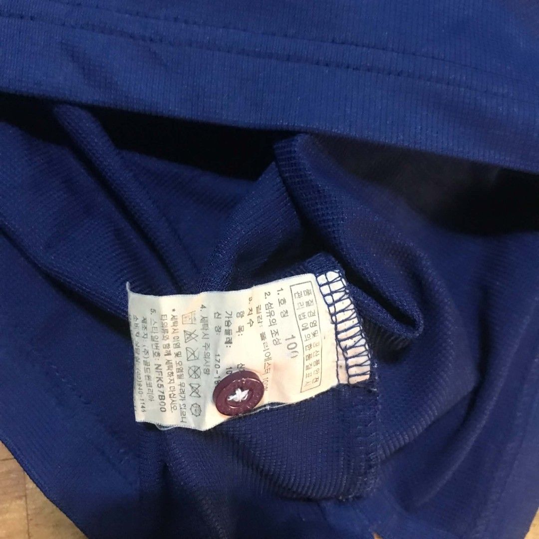 the northface polo shirt (Category: Activewear) located in Manila. Submitted by gllysv (Listing ID 1469676681, Image 3). Description: .