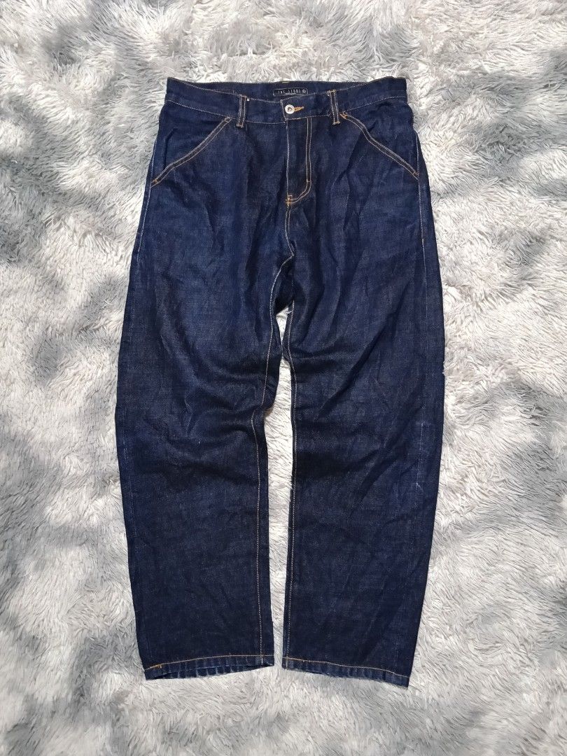 The stori selvedge jeans (Category: Jeans) located in San Carlos City. Submitted by wilburstthriftstore (Listing ID 1469616585, Image 2). Description: The stori selvedge jeans Size Large Waist 32-33 Length 38 Hem 7½ No flaws As new condition 👌🏾 ₱700 + sf.
