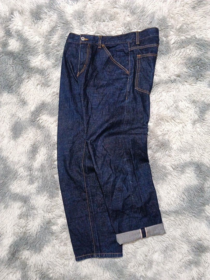 The stori selvedge jeans (Category: Jeans) located in San Carlos City. Submitted by wilburstthriftstore (Listing ID 1469616585, Image 1). Description: The stori selvedge jeans Size Large Waist 32-33 Length 38 Hem 7½ No flaws As new condition 👌🏾 ₱700 + sf.