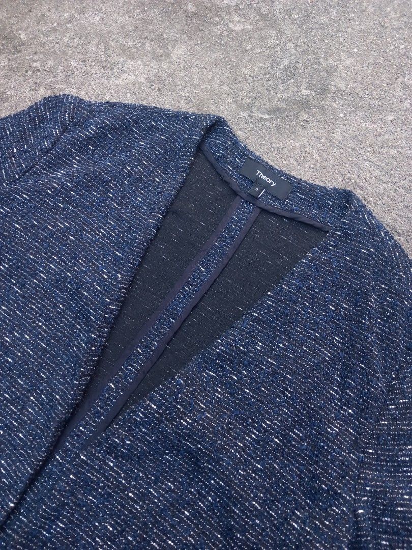 Theory Lindrayia R Spring Tweed Blazer Jacket (Category: Coats, Jackets and Outerwear) located in Cavite. Submitted by ulldrich (Listing ID 1469573872, Image 1). Description: Theory Lindrayia R Spring Tweed Blazer Jacket 🔖 450 + shipping Size: 17.5" Width x 22.5" Length Condition: Like new Issue: None Color: Blue Color rate: 10/10 Location and Courier: Imus, Cavite | J&T Mode of payment: Gcash | Landbank Check out my Carousell Account: @ulldrich