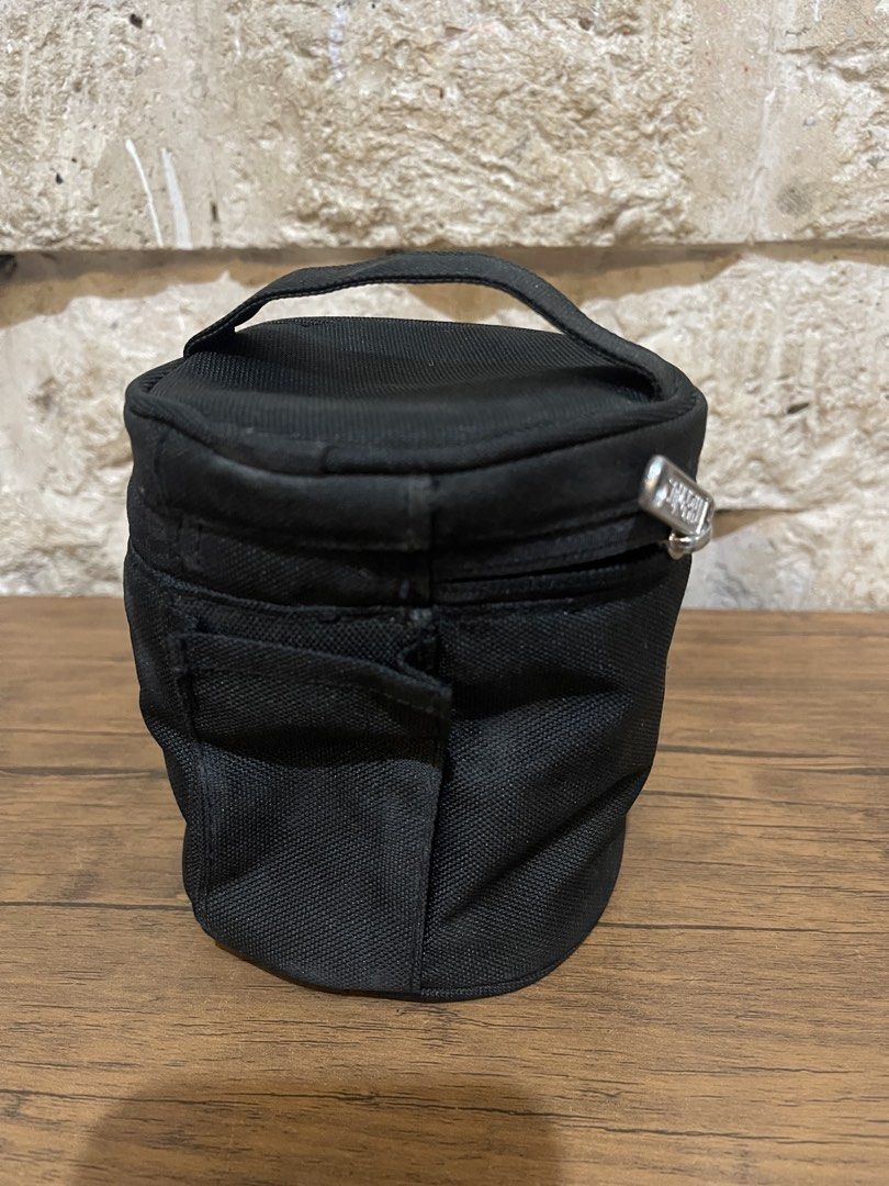 Thermos Food Container Pouch 5x4” (Category: Food Organization & Storage) located in San Fernando. Submitted by dntjapansurpluselyu (Listing ID 1469688202, Image 2). Description: .