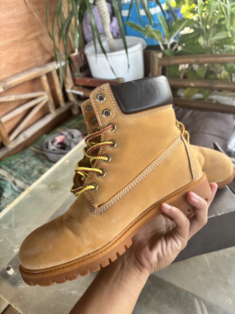 TIMBERLANDS BOOTS (Category: Boots) located in Manila. Submitted by stellarmadness (Listing ID 1469612931, Image 3). Description: .