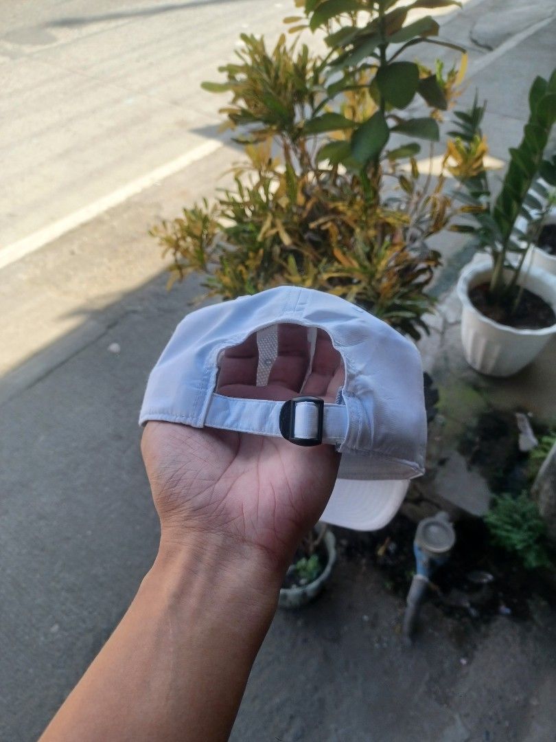Titleist (Category: Caps & Hats) located in Cauayan City . Submitted by cuzthriftshop (Listing ID 1469644484, Image 3). Description: .