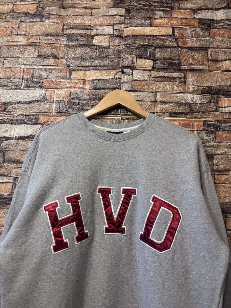 TMRW HARVARD EMBROIDED LOGO GREY SWEATSHIRT (Category: Hoodies) located in Davao. Submitted by angelothriftfinds (Listing ID 1469587698, Image 2). Description: TMRW HARVARD EMBROIDED LOGO brand new condition dimension: 22” W | 27.5” L fit: M-L size issue: none mine: ₱250.