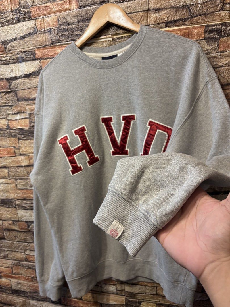 TMRW HARVARD EMBROIDED LOGO GREY SWEATSHIRT (Category: Hoodies) located in Davao. Submitted by angelothriftfinds (Listing ID 1469587698, Image 3). Description: TMRW HARVARD EMBROIDED LOGO brand new condition dimension: 22” W | 27.5” L fit: M-L size issue: none mine: ₱250.