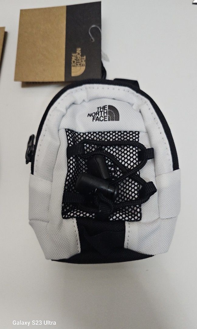 Tnf coin purse charm (Category: Accessory Holder, Box & Organizers) located in Quezon City. Submitted by icollectionstuff (Listing ID 1469645055, Image 2). Description: ❗️❗️❗️AVAILABLE NOW❗️❗️ Php 500 📍 Location: Victoria Sports Tower, Kamuning QC Limited Stocks only Order now❗️❗️❗️❗️.