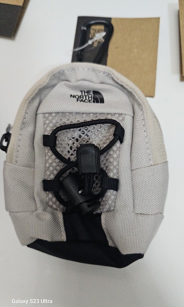 Tnf coin purse charm (Category: Accessory Holder, Box & Organizers) located in Quezon City. Submitted by icollectionstuff (Listing ID 1469645055, Image 3). Description: ❗️❗️❗️AVAILABLE NOW❗️❗️ Php 500 📍 Location: Victoria Sports Tower, Kamuning QC Limited Stocks only Order now❗️❗️❗️❗️.
