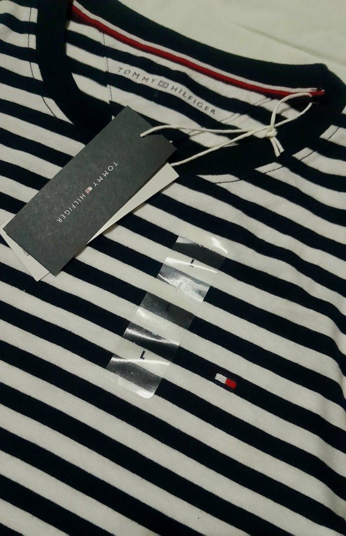Tommy Hilfiger Basic Tee (Category: Tshirts & Polo Shirts ) located in Victoria. Submitted by wearnsel (Listing ID 1469584027, Image 2). Description: Mens Slim Fit 💯 Original Brandnew Available size: Small W18 x L27 Medium W19 x L27 Large W20 x27 P1,999 Items from Australia DISCLAIMER: We are not affiliated with any of the brands mentioned in our post. All copyrights are solely of the original brand owner..